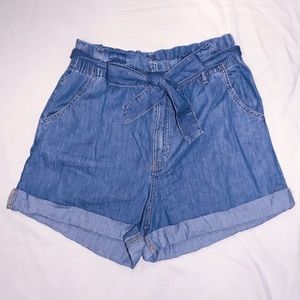 Denim shorts with tie - H&M